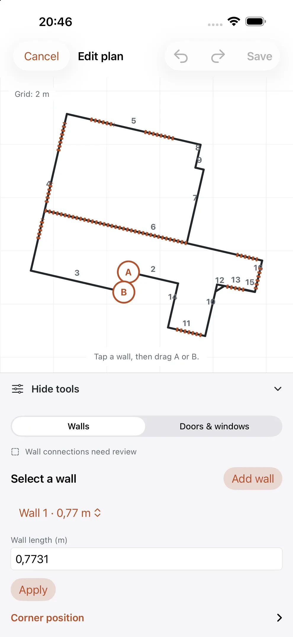 Actual SpaceCraft development-build plan editor with a selected wall, corner handles and a wall-length field